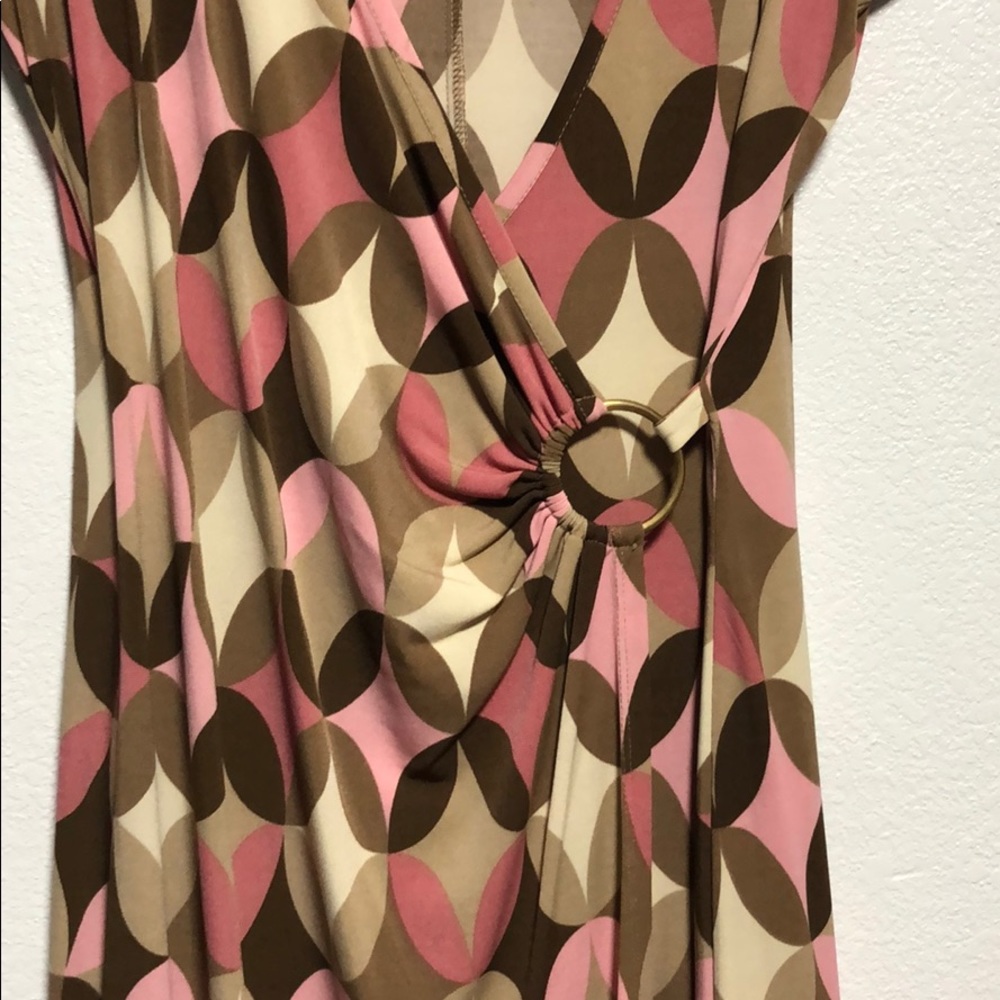 Dress - Picture 2 of 4